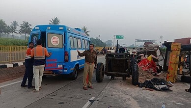 Three killed as truck rams tractor carrying Durga idol in Belagavi