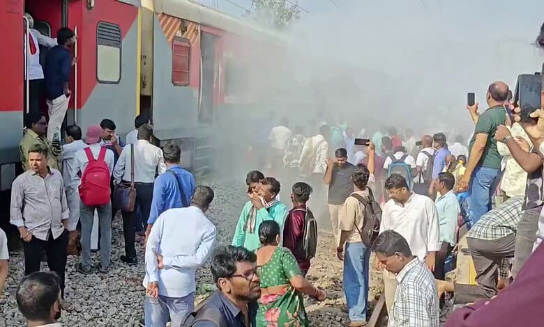 Fire breaks out on Sirpur-Kagaznagar train in Telangana