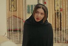 Mahira Khan from Pakistani drama Mitti De Baway