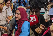 police try to detain Maktoob journalist