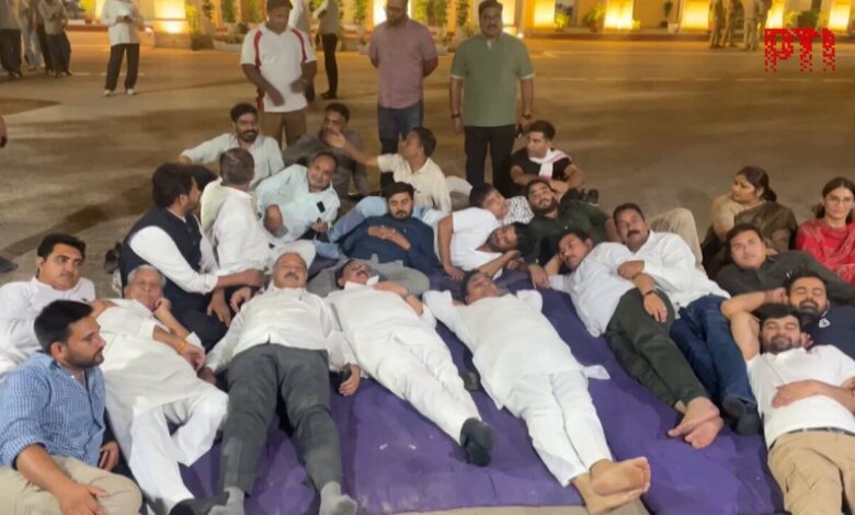 Rajasthan Congress protest overnight at police commissionerate